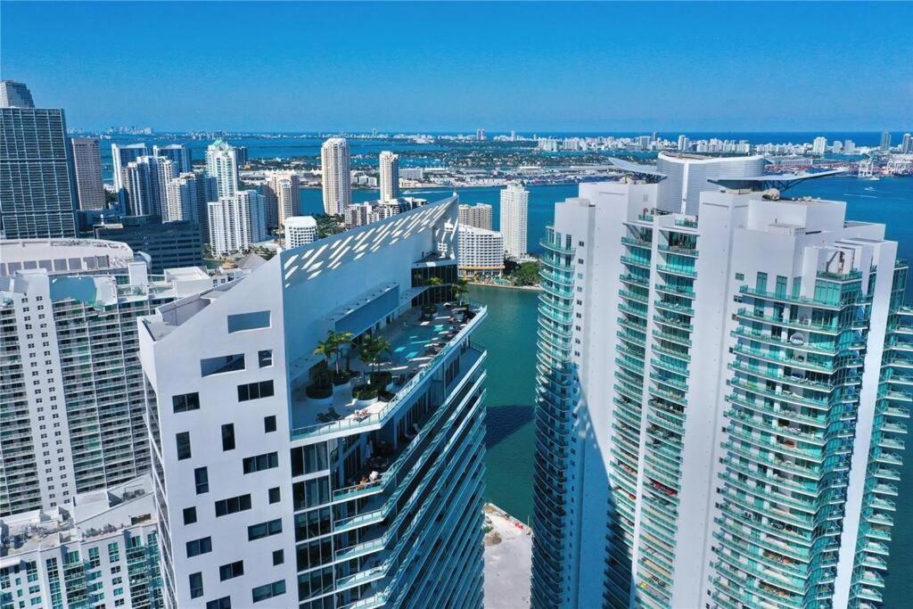 Lovely Upscale Condo Gorgeous View 2Bd 2Bath In Brickell Miami Bagian luar foto